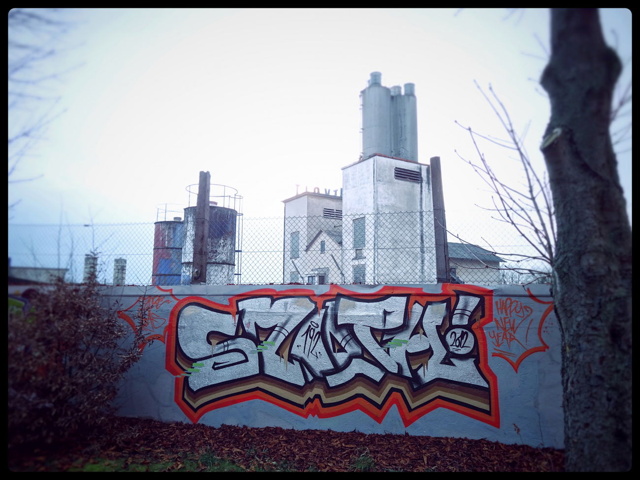 Graffiti Wall - Photo by EnjoySlurm (2012)