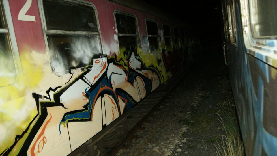 Graffiti Train - Photo by ErotickyBack - ers, wywar