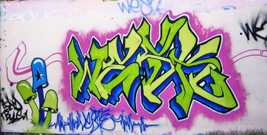 Graffiti Wall - Photo by Escape - wesk (2011)