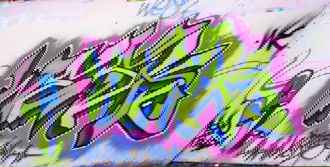 Graffiti Wall - Photo by Escape - wesk (2011)