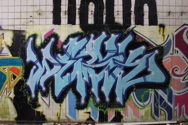 Graffiti Wall - Photo by Escape - wesk (2011)