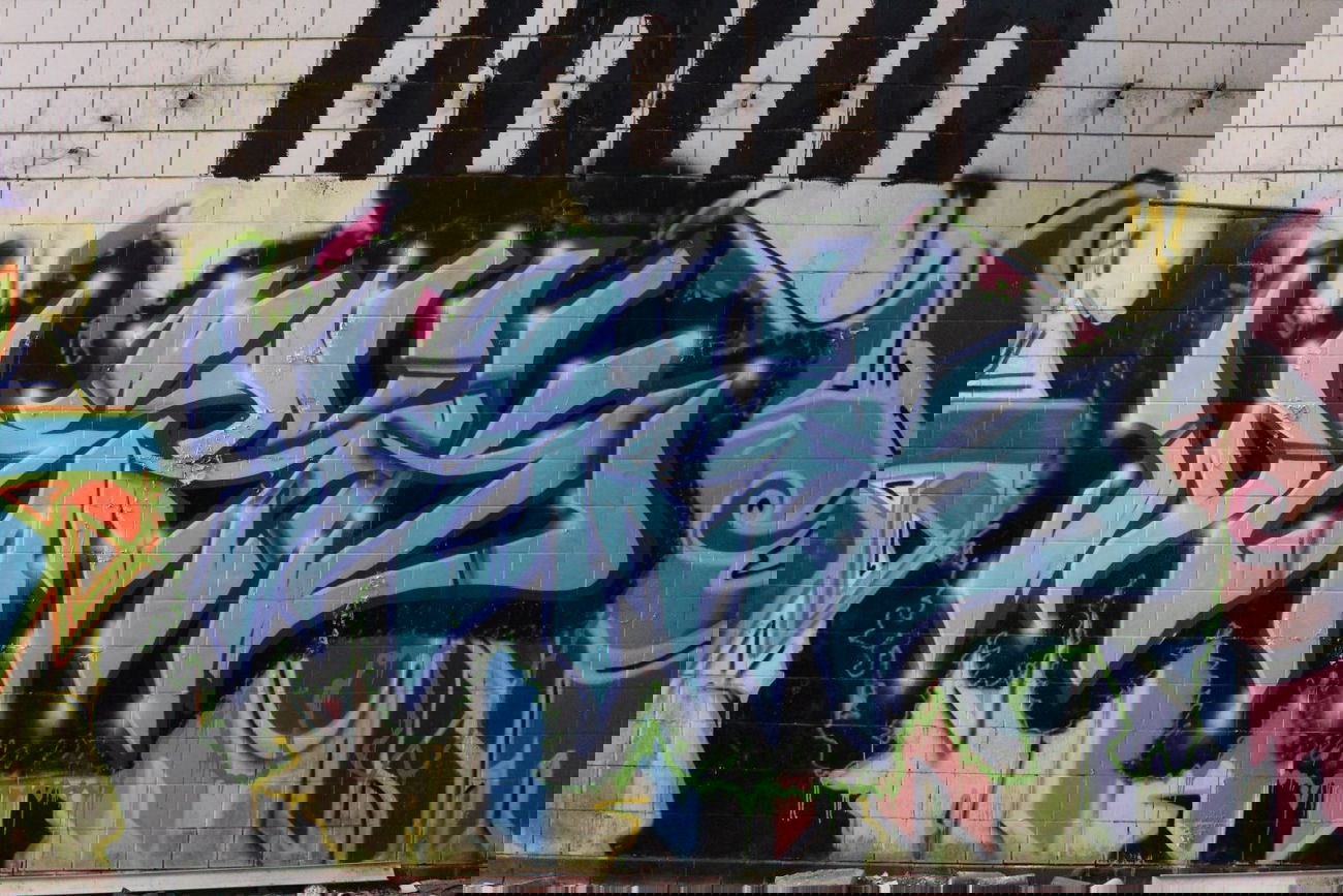 Graffiti Wall - Photo by Escape - wesk (2011)