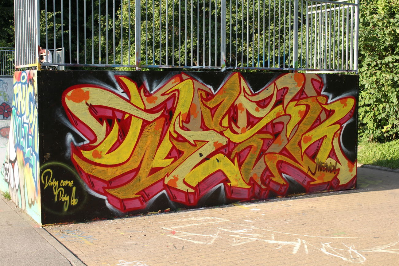 Graffiti Wall - Photo by Escape (2015)