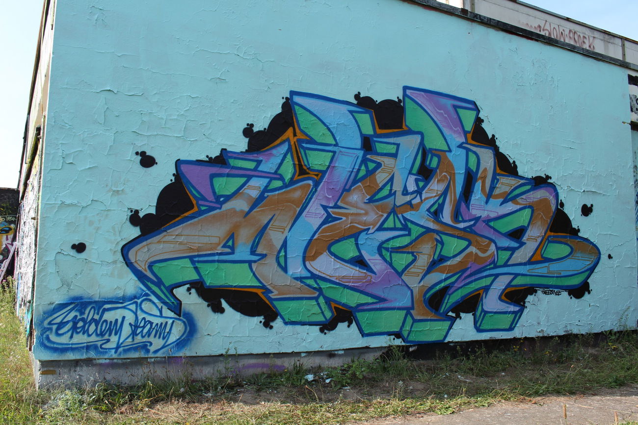 Graffiti Wall - Photo by Escape (2015)