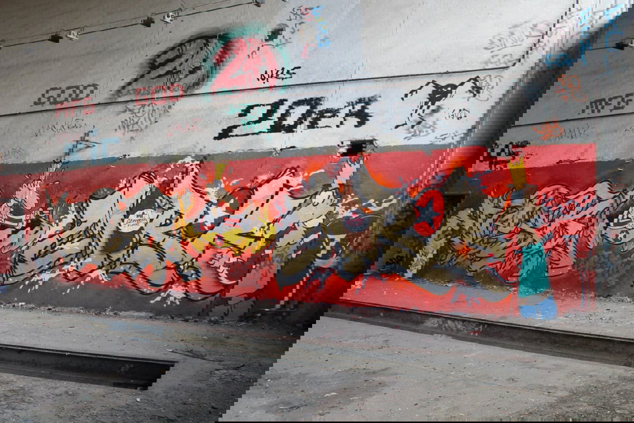 Graffiti Wall - Photo by Escape - mfgod, wesk, mirok (2014)