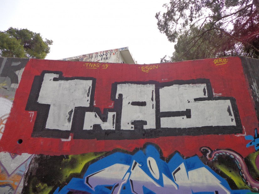 Graffiti Wall in Greece - Photo by EsonTnas - eson, dire, tna (2013)