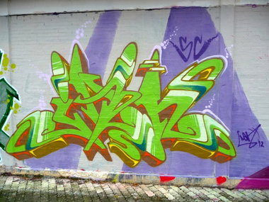 Graffiti Wall - Photo by Evian - Ian, Supercrew (2012)