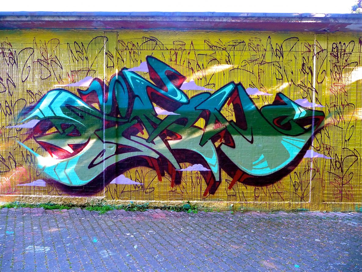 Graffiti Wall - Photo by Evian