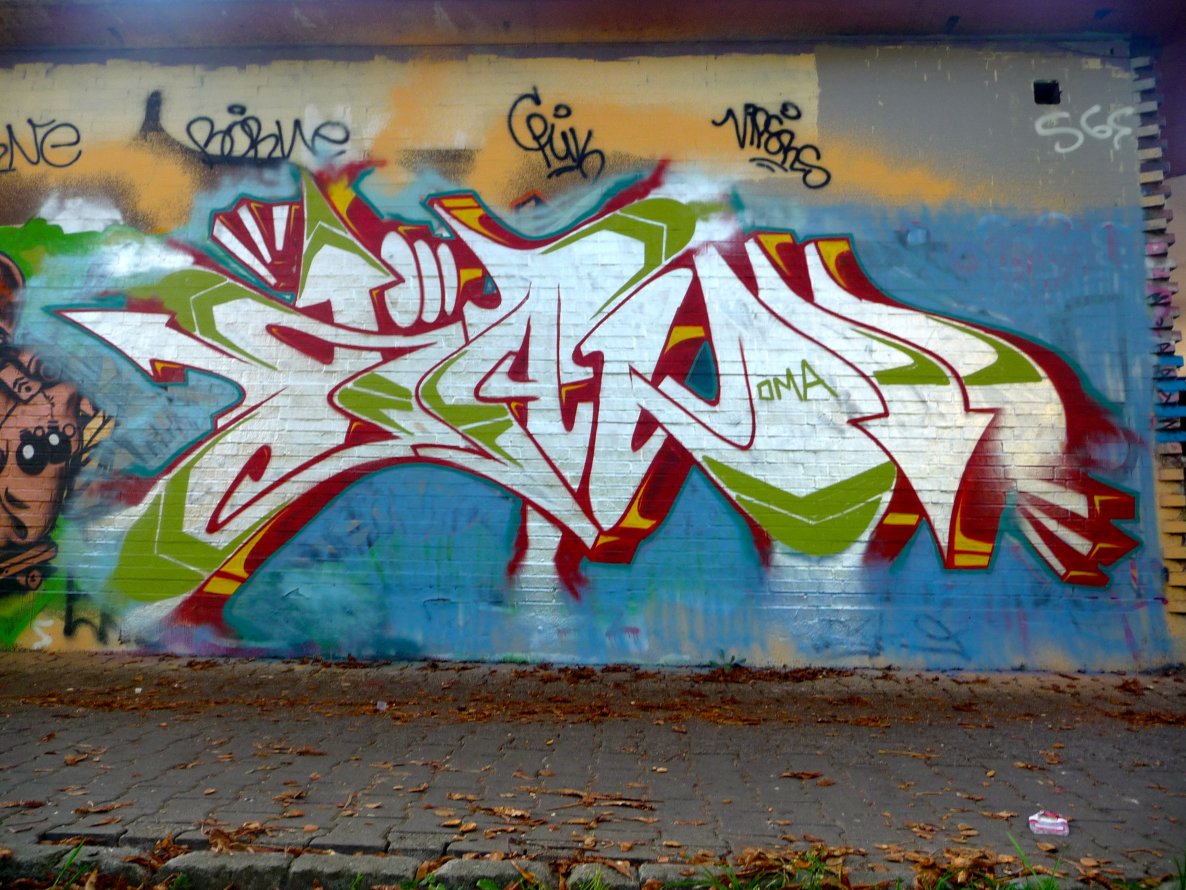 Graffiti Wall - Photo by Evian - Ian (2011)