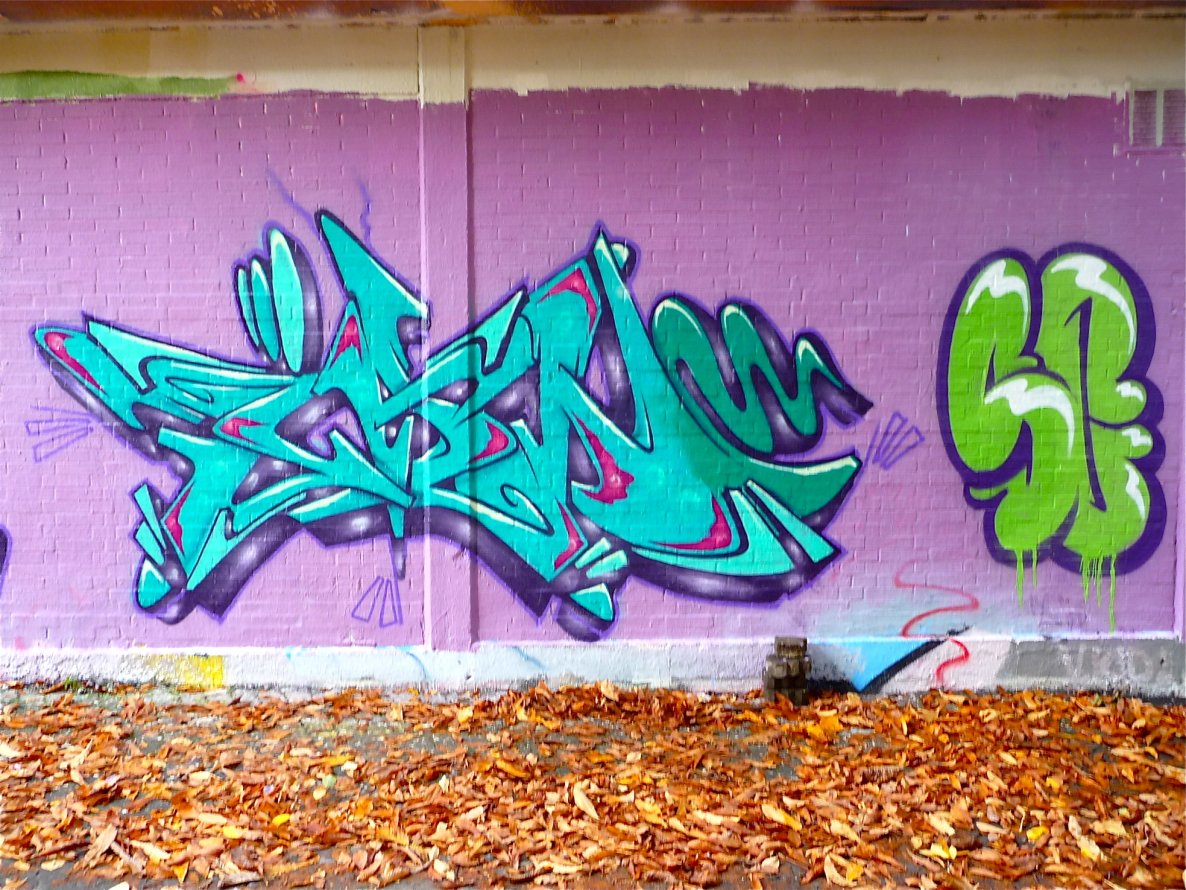 Graffiti Wall - Photo by Evian - Ian