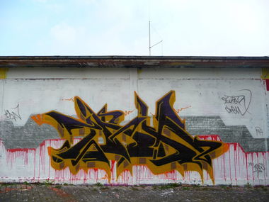 Graffiti Wall - Photo by Evian - Ian, Super, Crew (2014)