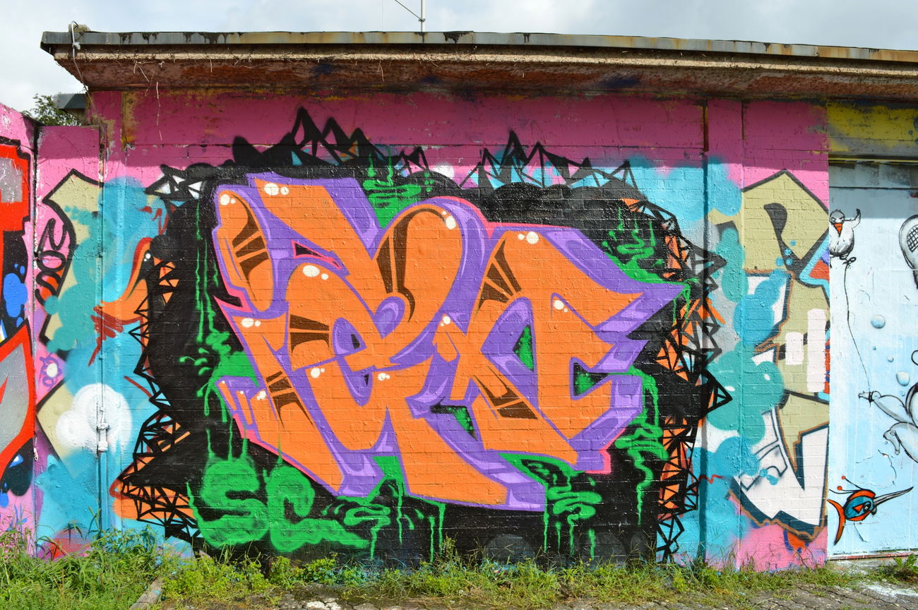 Graffiti Wall - Photo by Evian - Ian