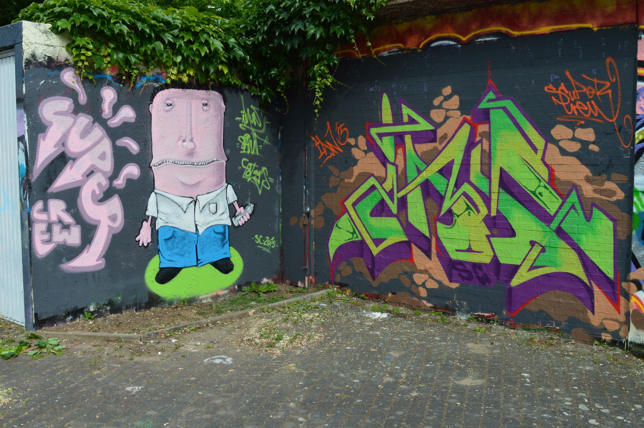 Graffiti Wall - Photo by Evian - Ian, Fotags, Spawn (2015)