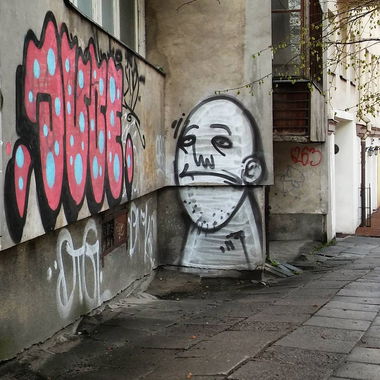 Graffiti Wall in Aguonų G. - Photo by EvlRabid - vilnius, krikkong (2016)