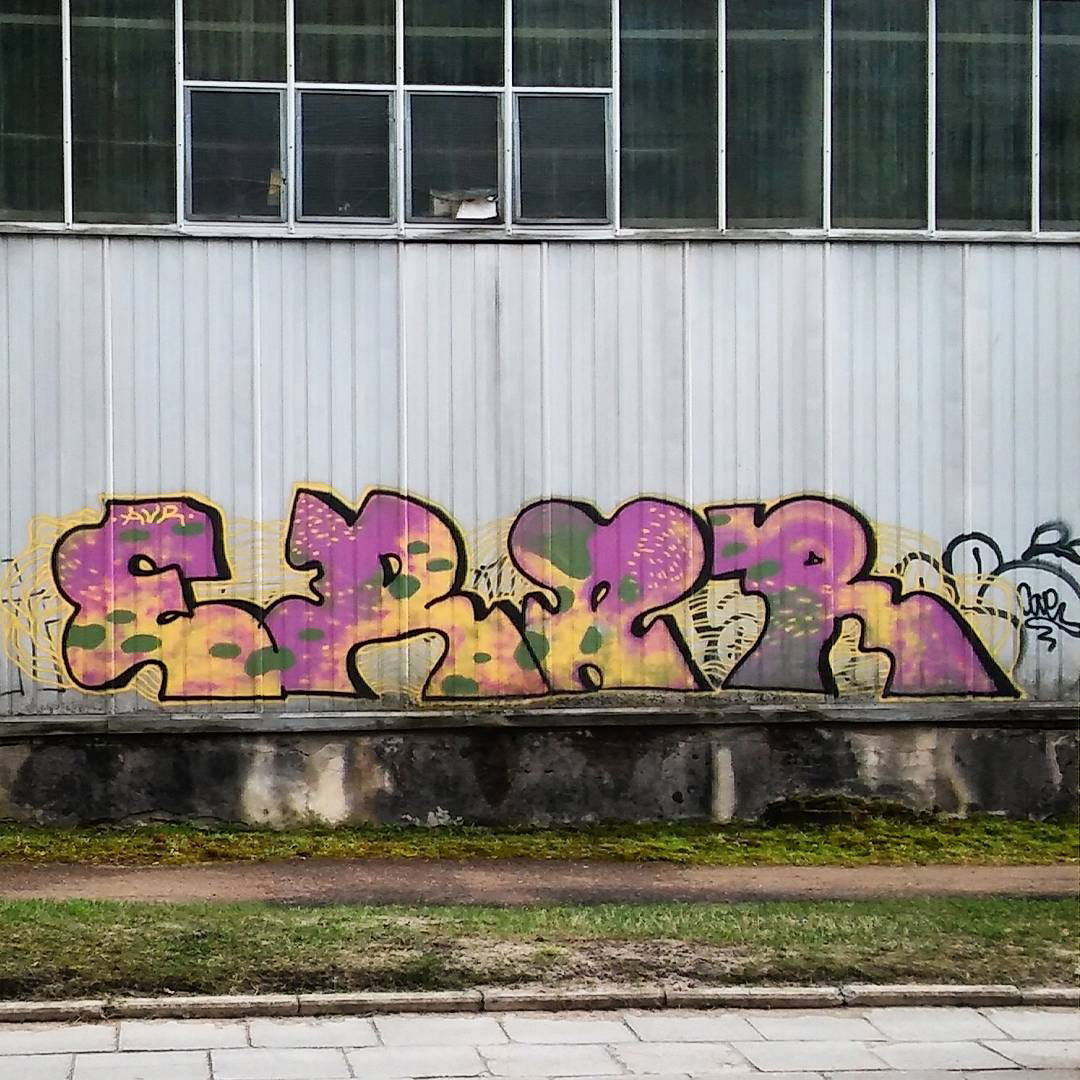 Graffiti Wall in Žolyno G. - Photo by EvlRabid - vilnius, antakalnis, eror