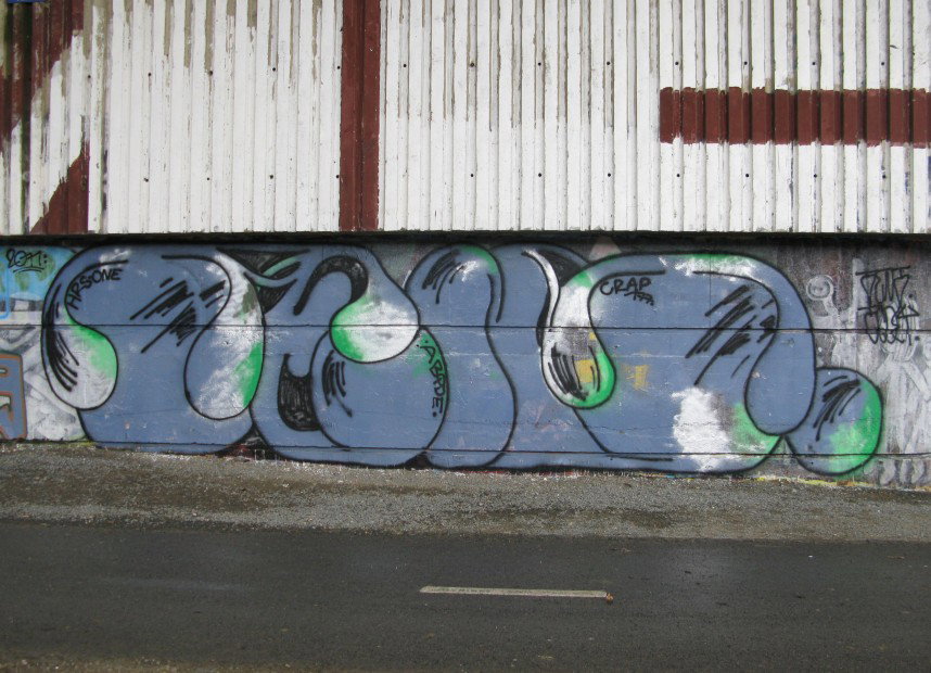 Graffiti Wall in Prague - Photo by Exist333 - Tent, Praha