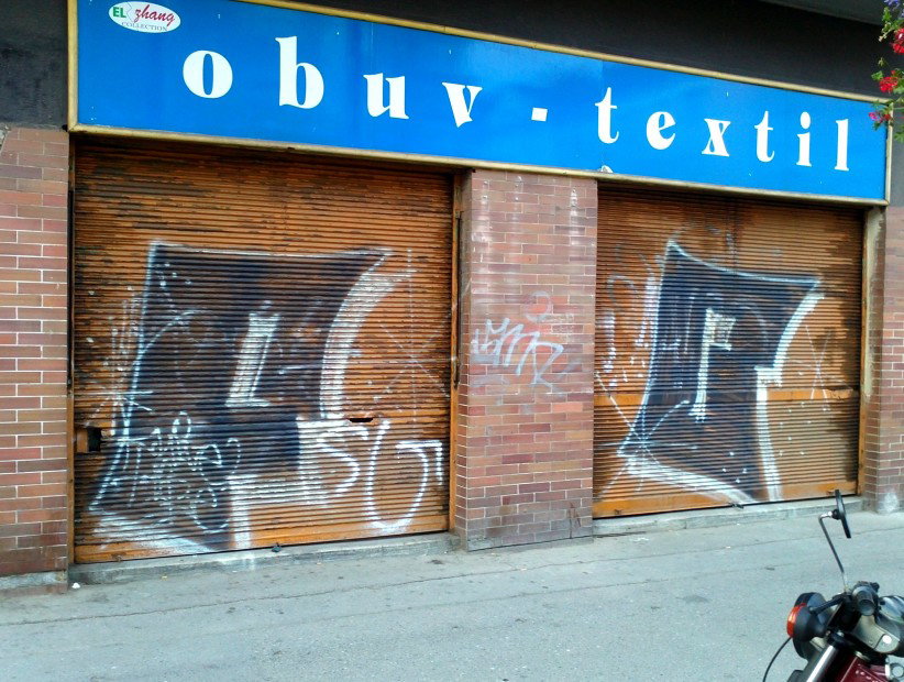 Graffiti Bombing in Prague - Photo by Exist333 - FC, Praha