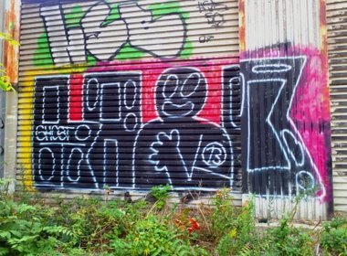 Graffiti Bombing in Prague - Photo by Exist333 - Raid, Praha (2013)