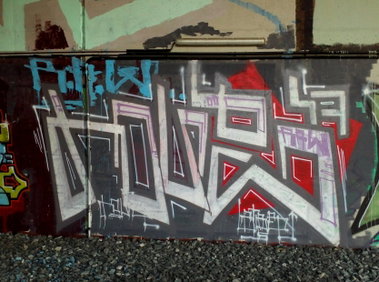 Graffiti Bombing in Prague - Photo by Exist333 - Hovie, RAW