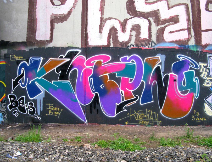 Graffiti Bombing in Prague - Photo by Exist333 - Khepy, BE