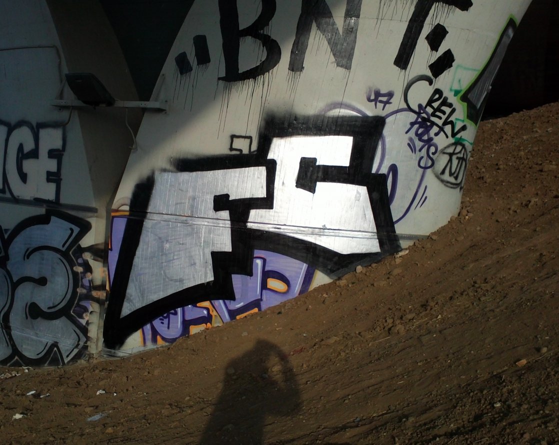Graffiti Bombing in Prague - Photo by Exist333 - FC