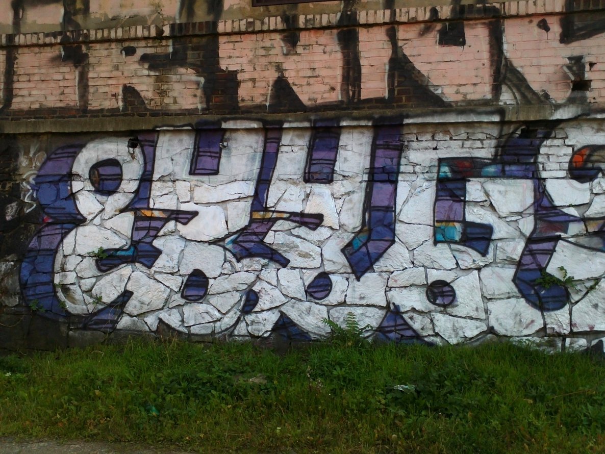 Graffiti Bombing in Prague - Photo by Exist333 - YYG