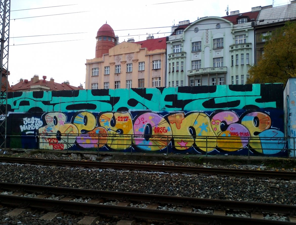 Graffiti Bombing in Prague - Photo by Exist333 - Beyonce