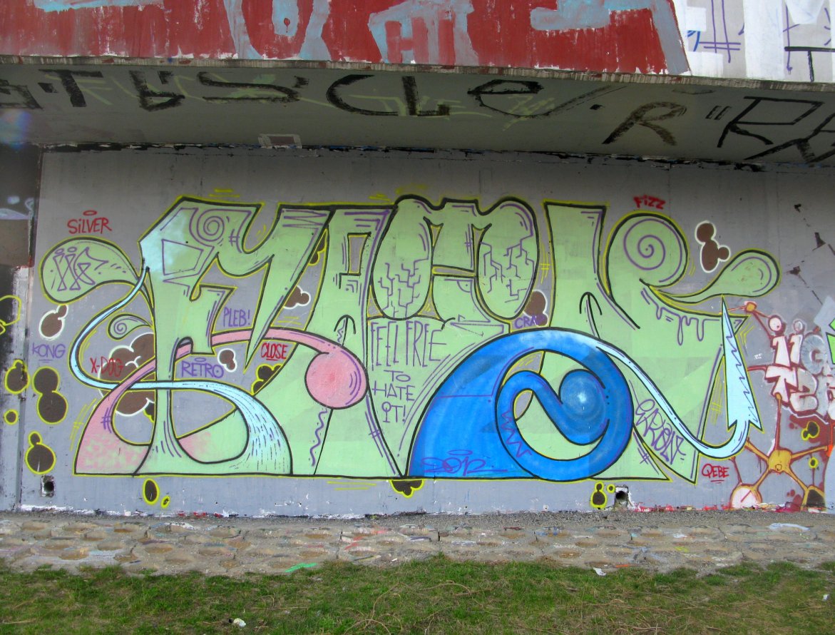 Graffiti Wall in Prague - Photo by Exist333 - Eaton, IIG