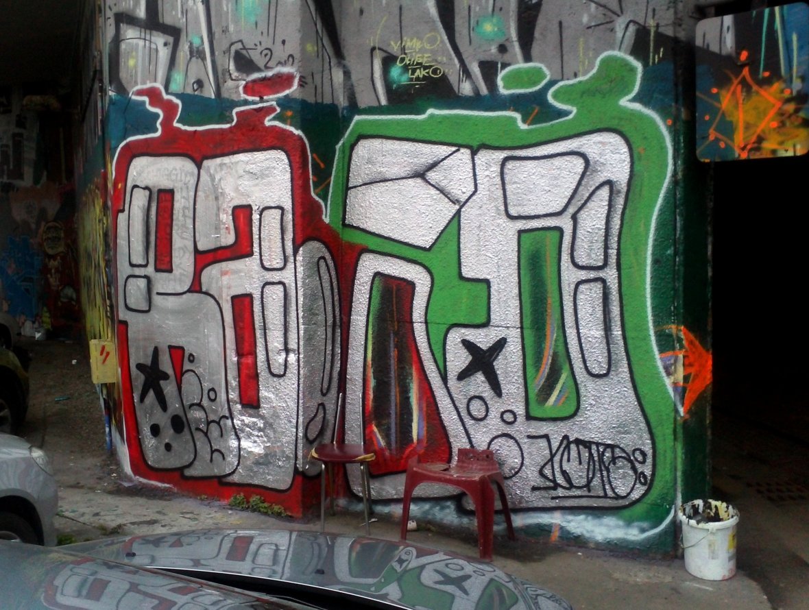 Graffiti Wall in Prague - Photo by Exist333 - Raid