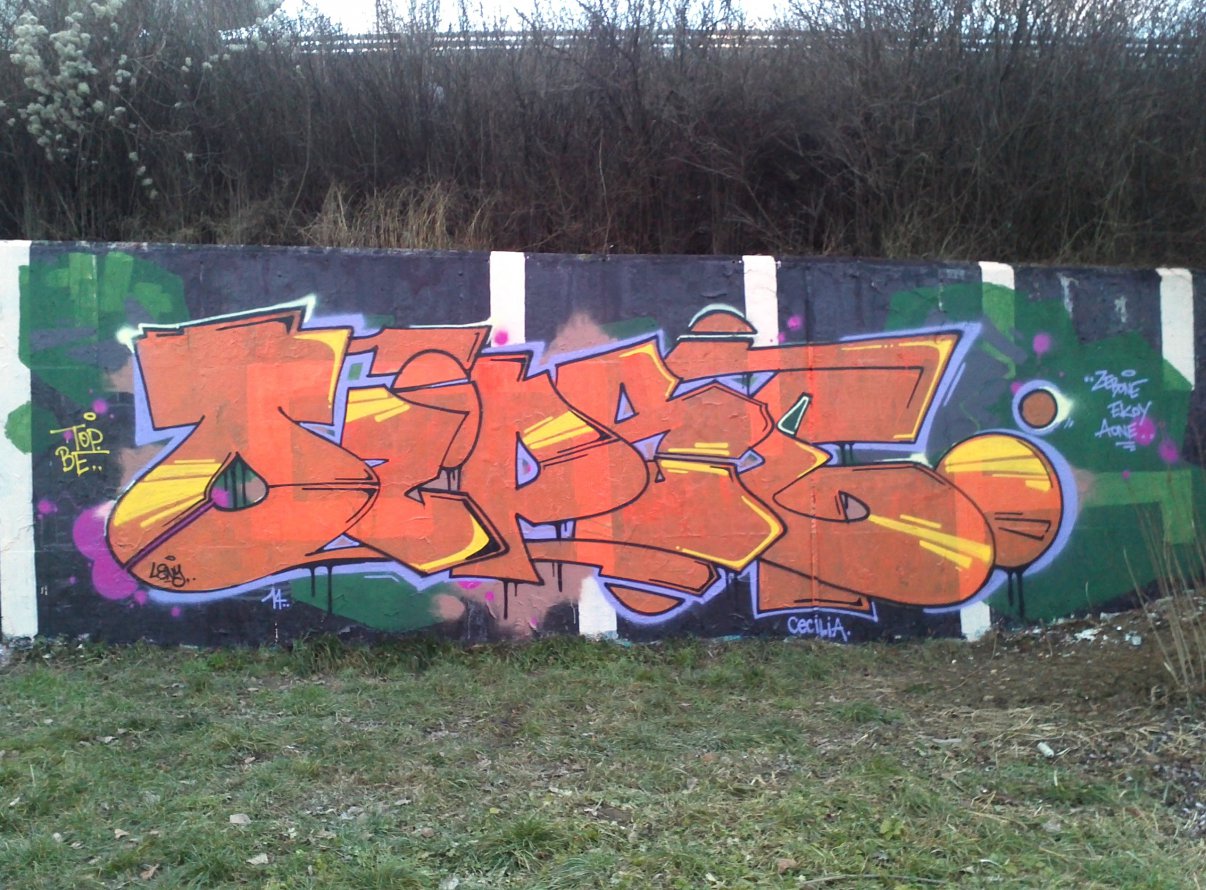 Graffiti Wall - Photo by Exist333