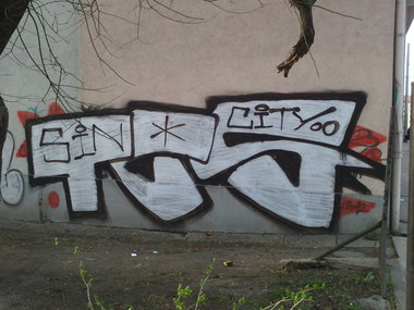 Graffiti Bombing in Prague - Photo by Exist333