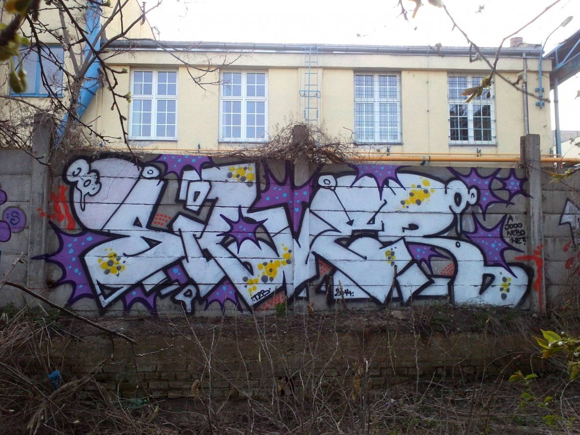 Graffiti Bombing in Prague - Photo by Exist333