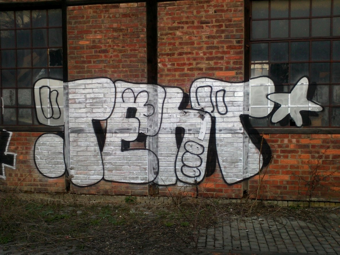 Graffiti Bombing in Prague - Photo by Exist333