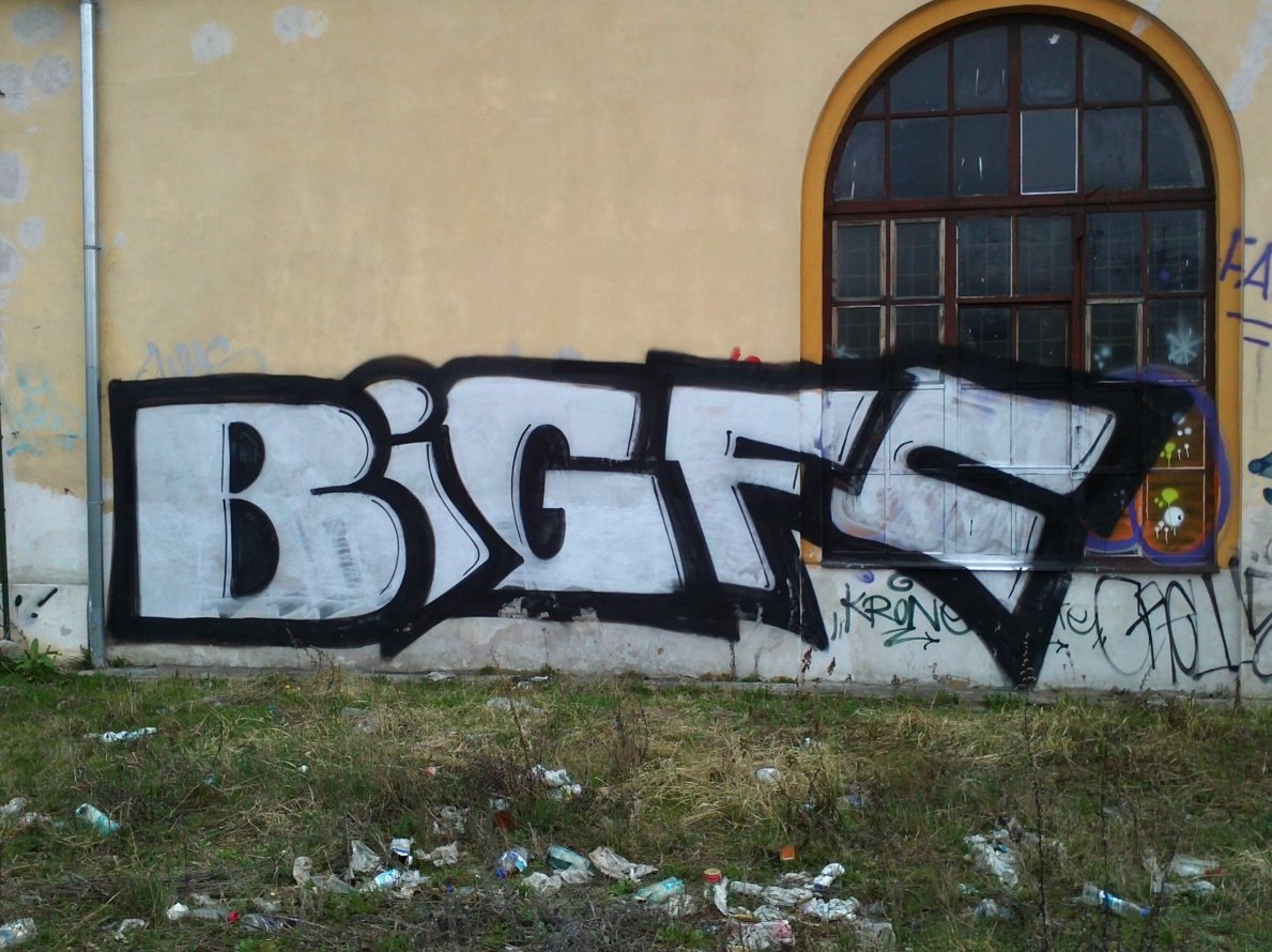 Graffiti Bombing in Prague - Photo by Exist333