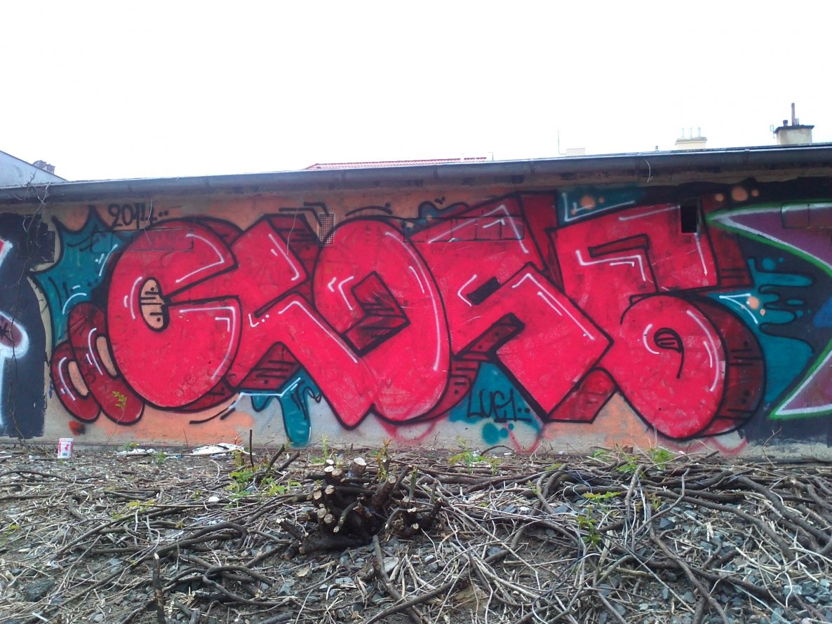 Graffiti Bombing in Prague - Photo by Exist333 - Close