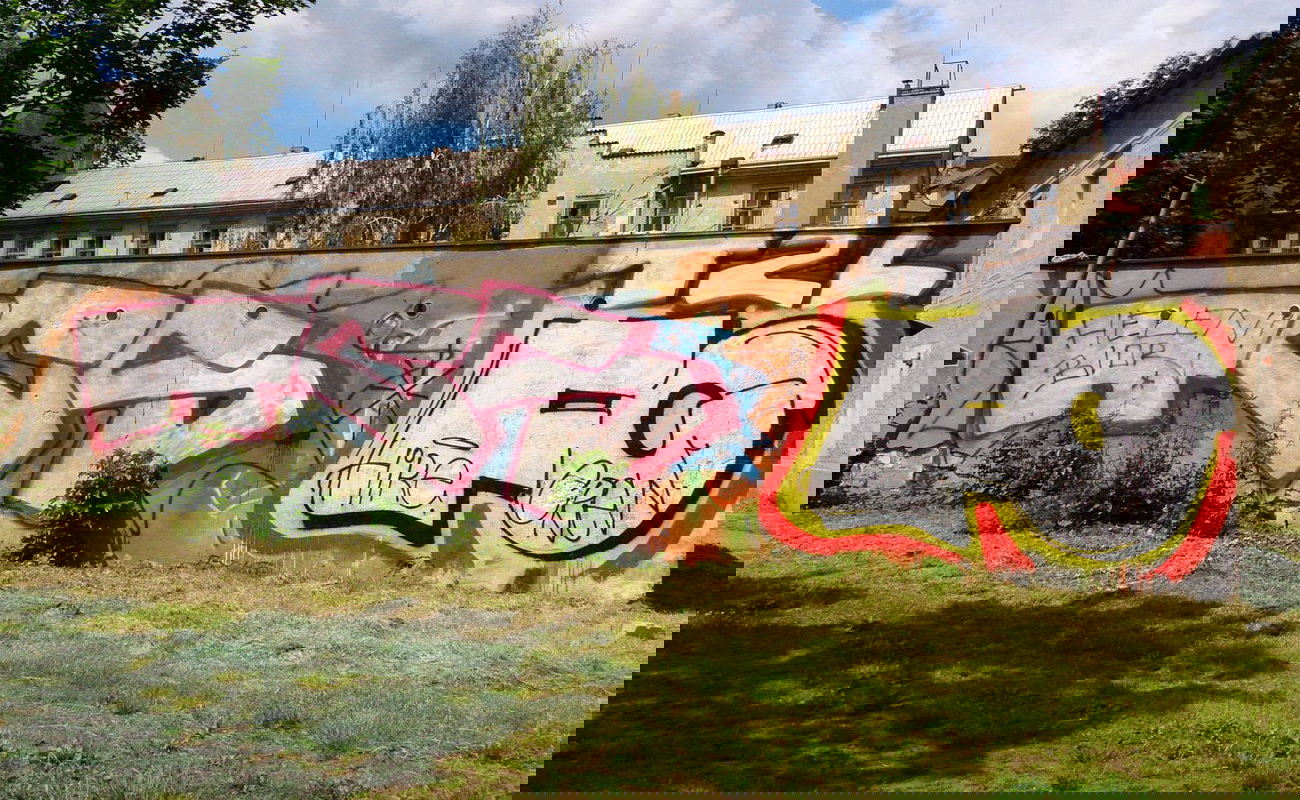 Graffiti Bombing in Prague - Photo by Exist333