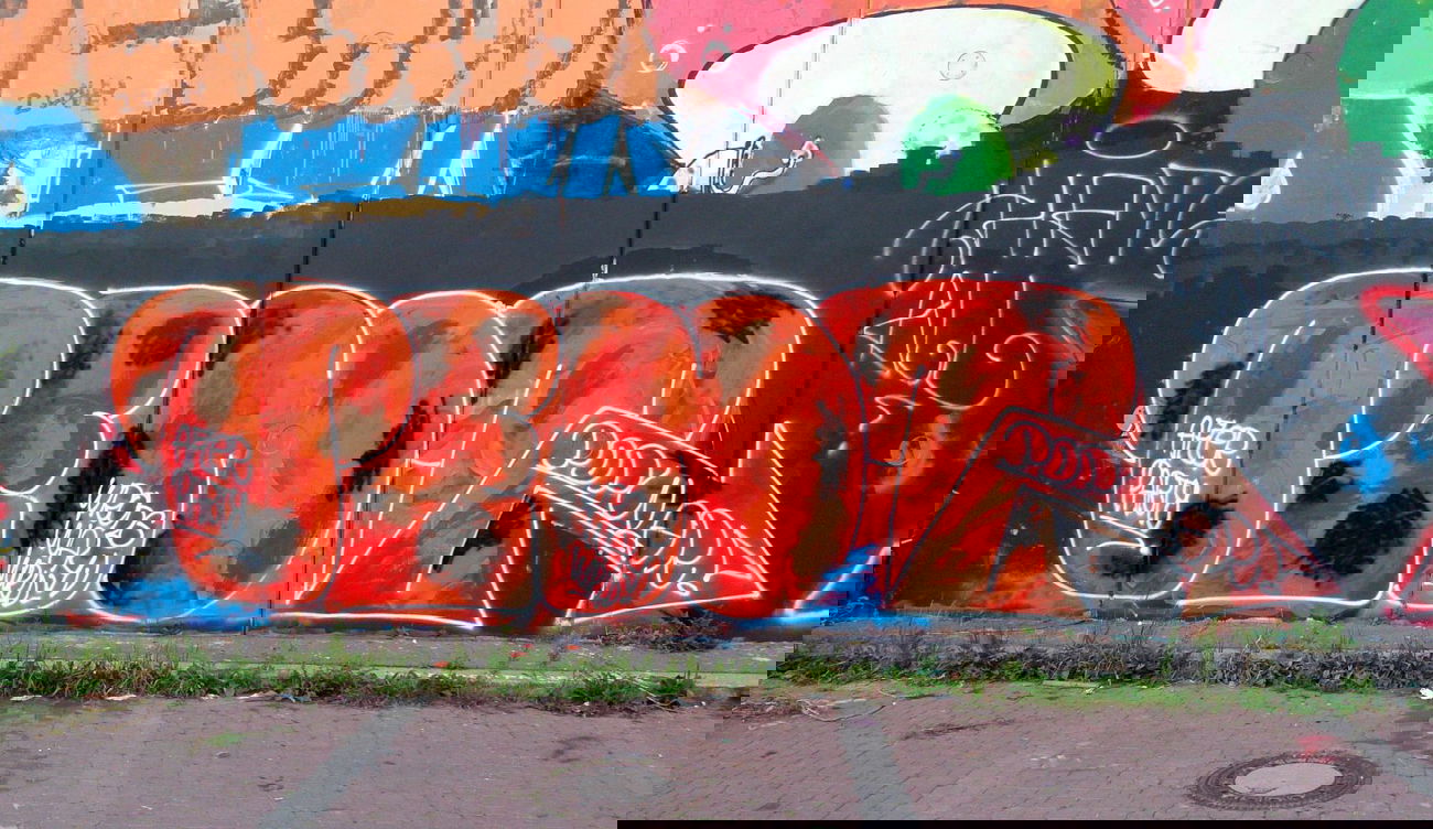 Graffiti Bombing in Prague - Photo by Exist333 - Tent