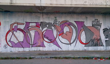 Graffiti Wall - Photo by Exist333 - Eaton