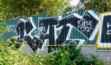 Graffiti Bombing in Prague - Photo by Exist333