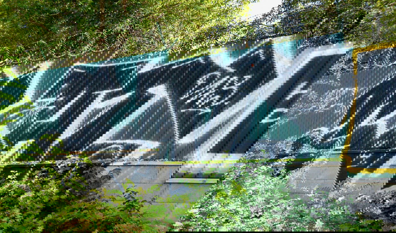 Graffiti Bombing in Prague - Photo by Exist333