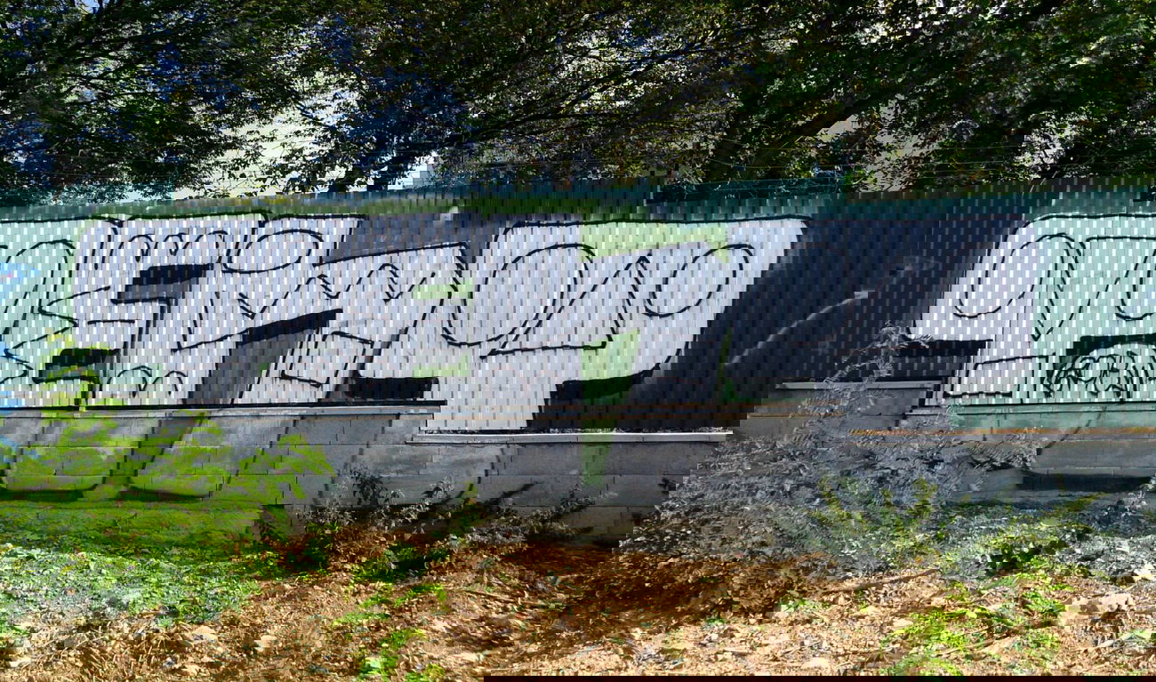 Graffiti Bombing in Prague - Photo by Exist333