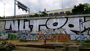 Graffiti Bombing in Prague - Photo by Exist333 - Train, line, bombing
