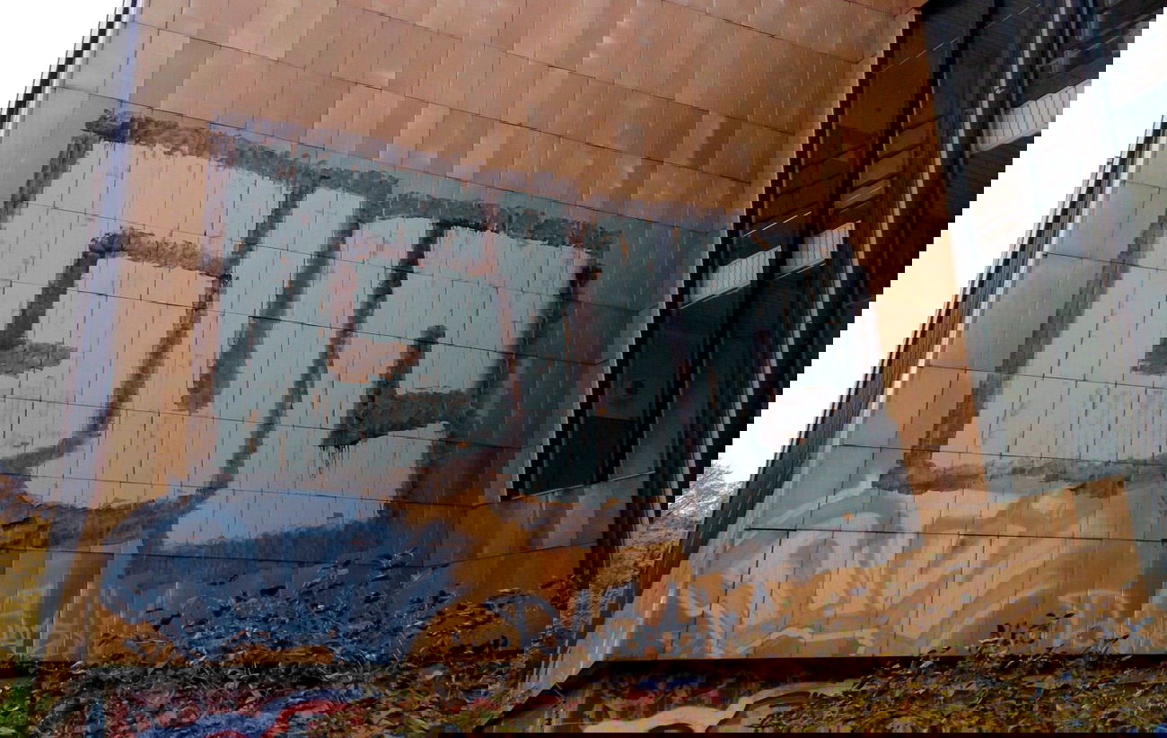 Graffiti Bombing in Prague - Photo by Exist333