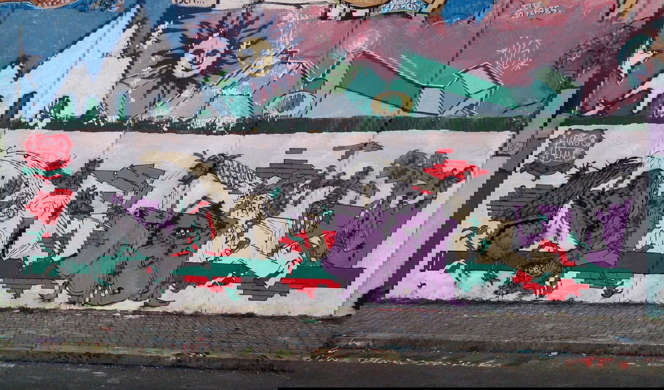 Graffiti Wall in Prague - Photo by Exist333 - Hanes, Blam