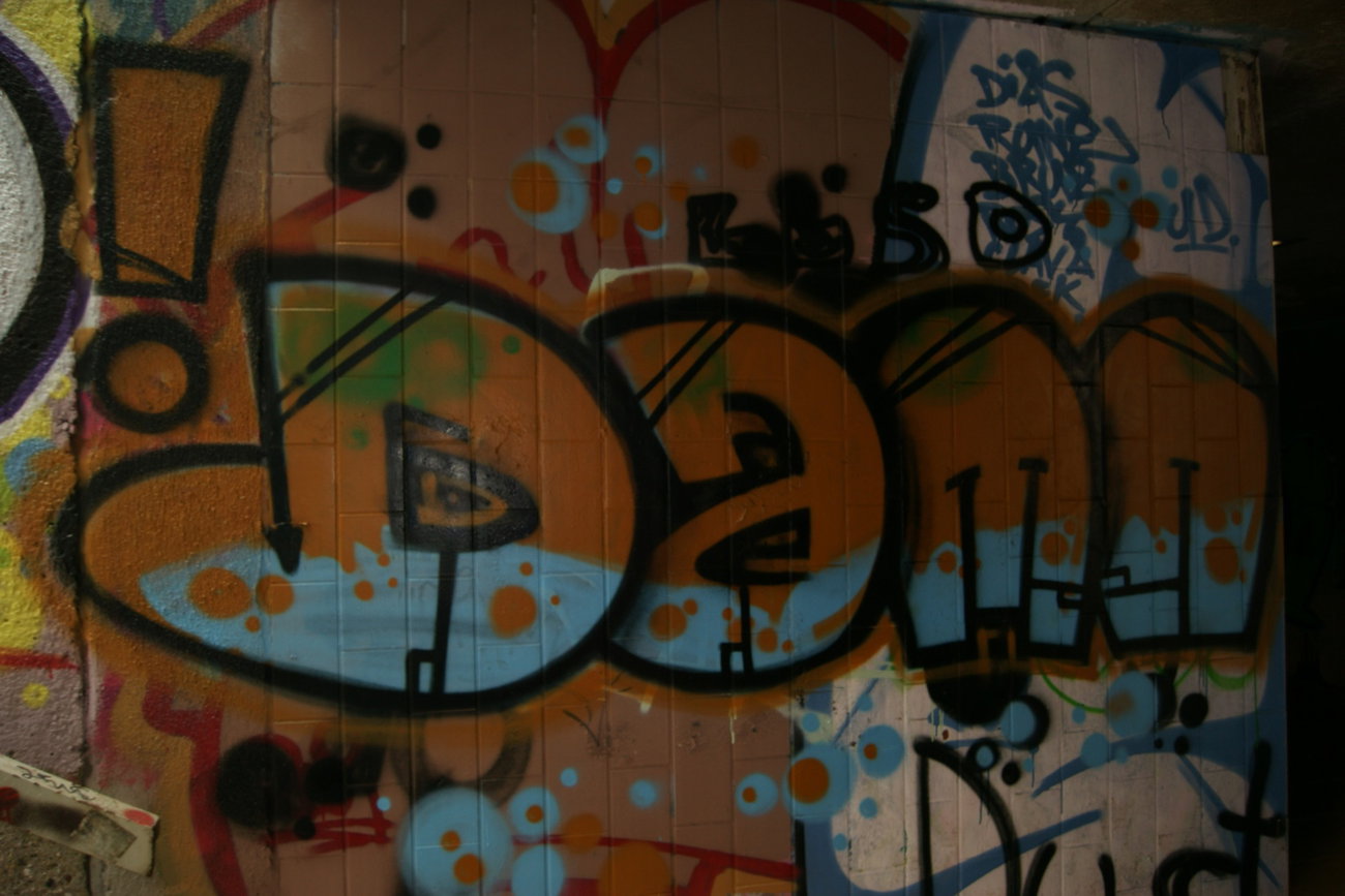 Graffiti Wall - Photo by Exuserwithname (2010)