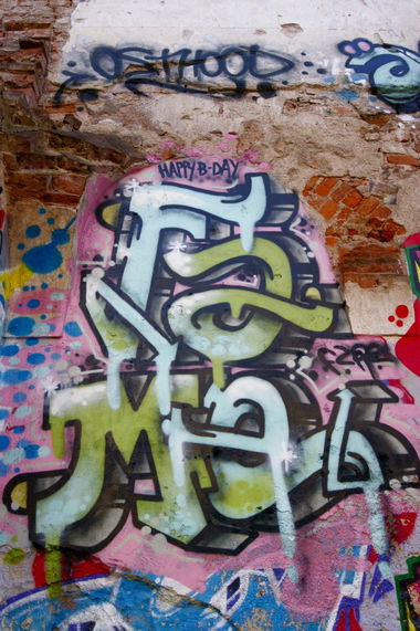 Graffiti Wall - Photo by Exuserwithname (2016)