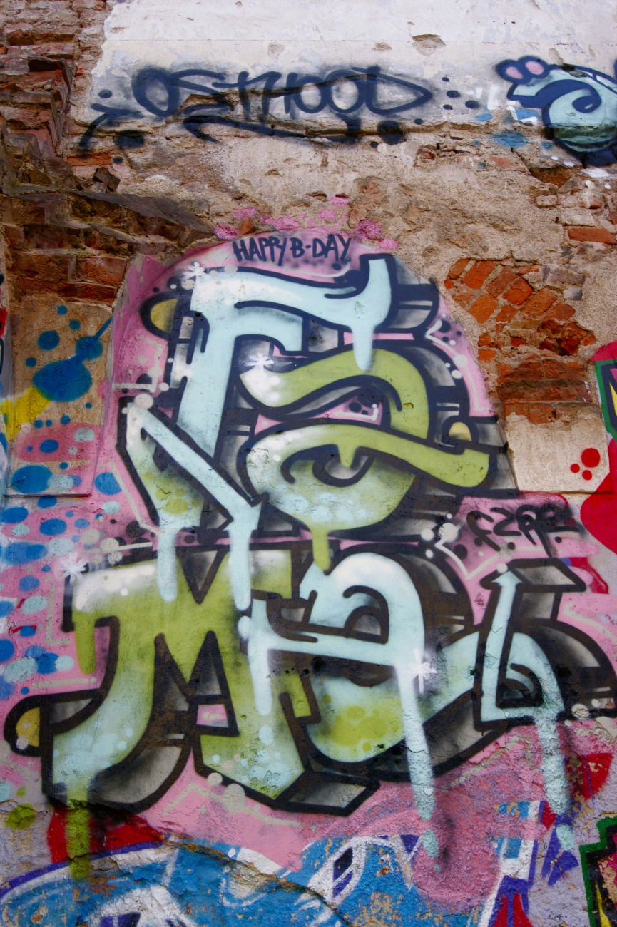 Graffiti Wall - Photo by Exuserwithname (2016)