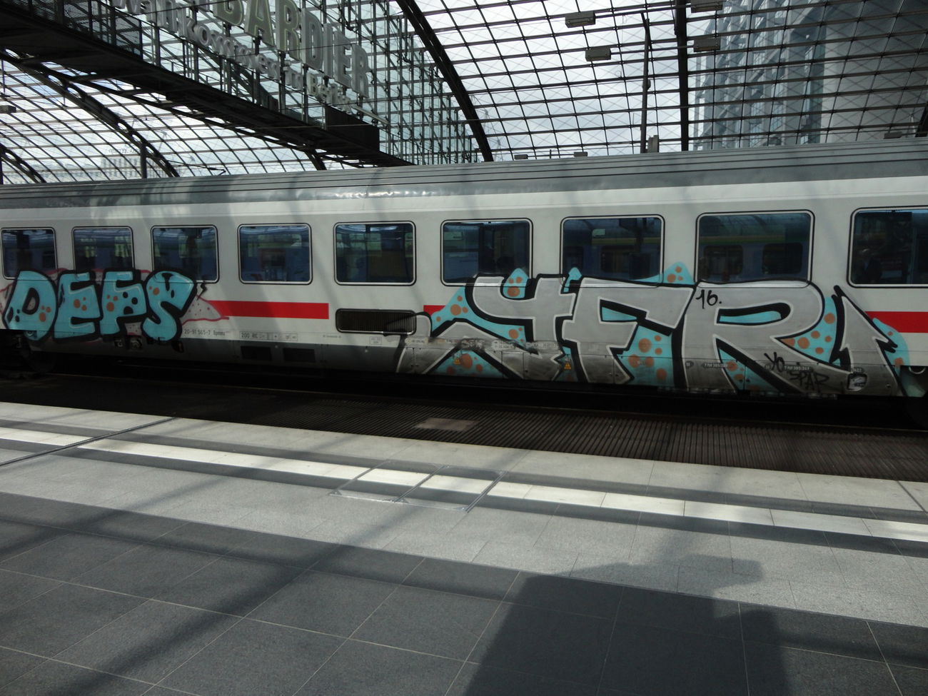 Graffiti Wall - Photo by Exuserwithname