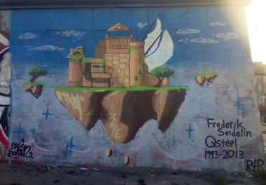 Graffiti Street Art in Saint Petersburg - Photo by Exxon (2013)