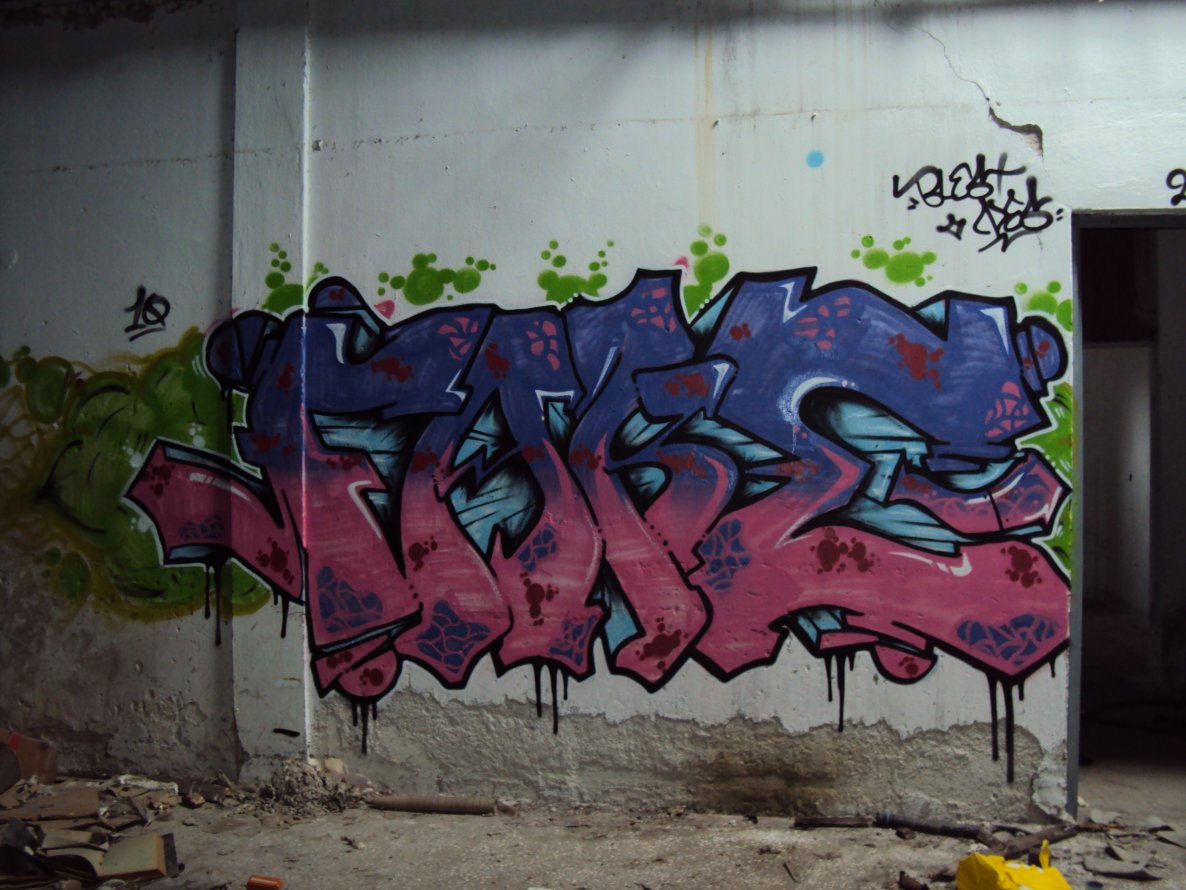 Graffiti Wall - Photo by FAKExWOLF - fake, cows, greece (2010)